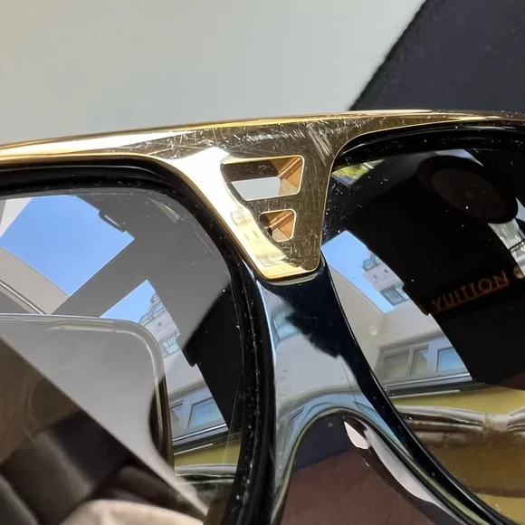 Louis Vuitton “Evidence” Aviator Sunglasses, Black